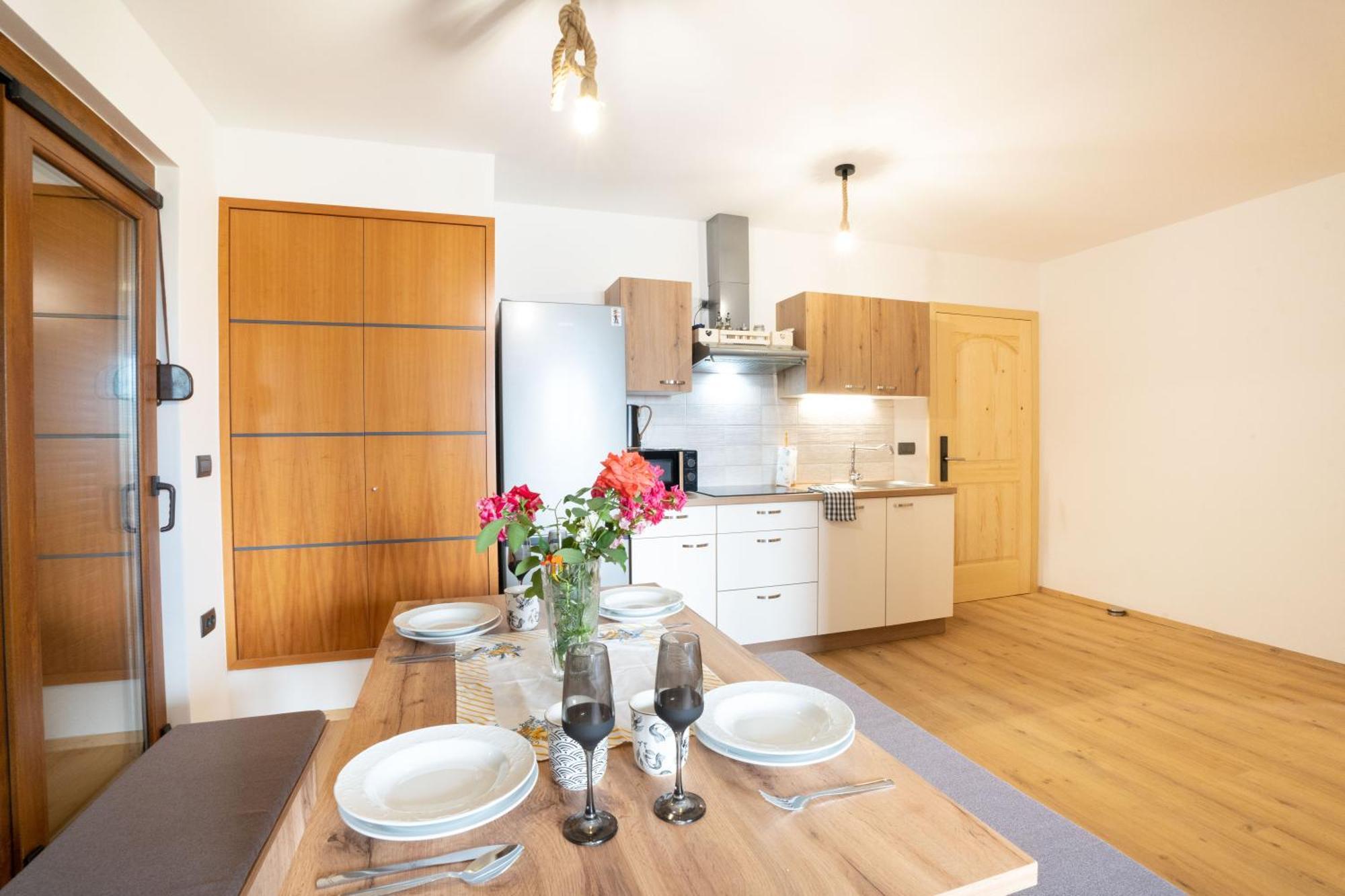 Aparthotel Hom At Vintgar 지고르니예 고르예 객실 사진