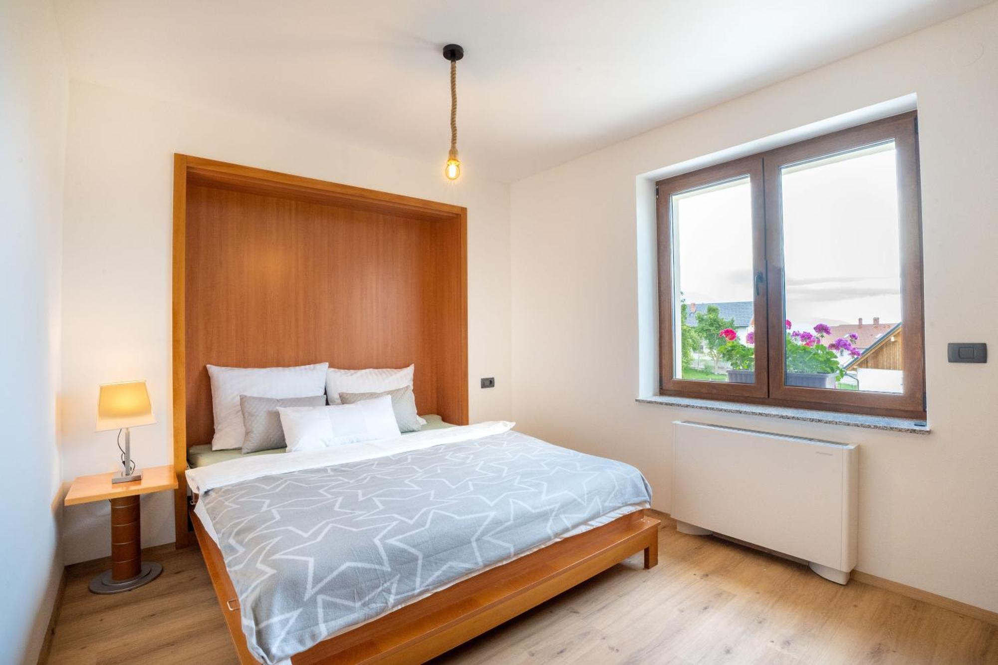 Aparthotel Hom At Vintgar 지고르니예 고르예 객실 사진