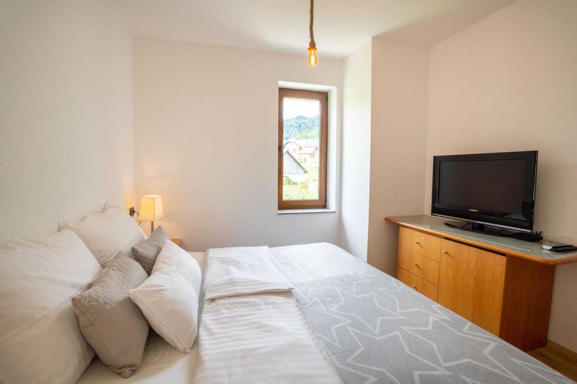 Aparthotel Hom At Vintgar 지고르니예 고르예 객실 사진